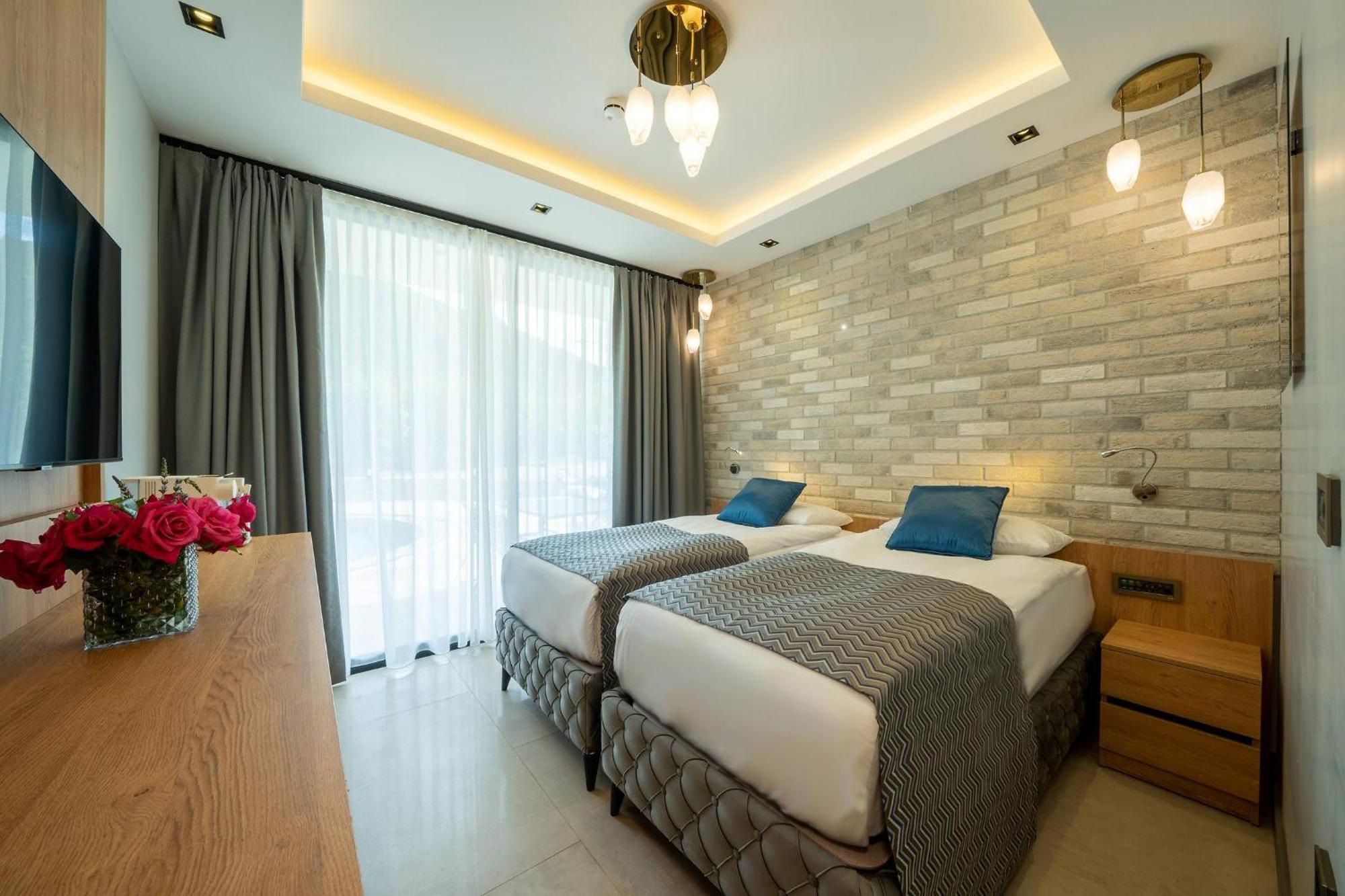 Batihan Vadi Hotel Kusadası Exterior foto
